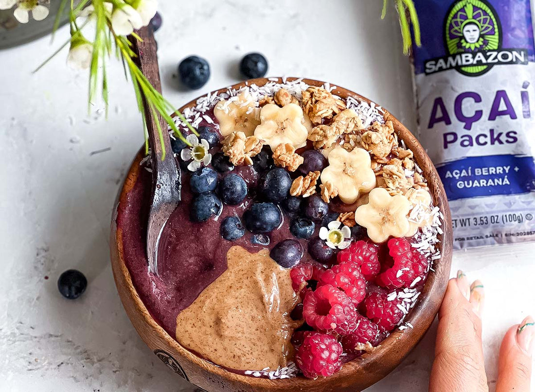 NaturallyZuzu's Pineapple Blueberry Açaí Bowl